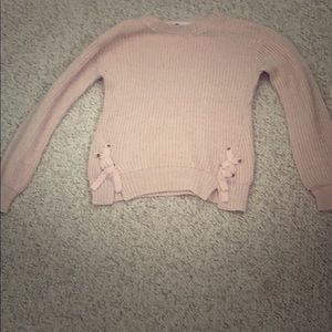 A Beautiful light pink long sleeve sweater!